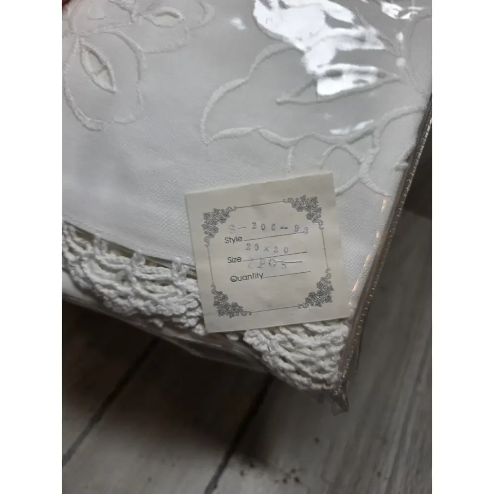 Vtg Cotton Salzburg Hand Made Lace Pillowcase Set 20x30